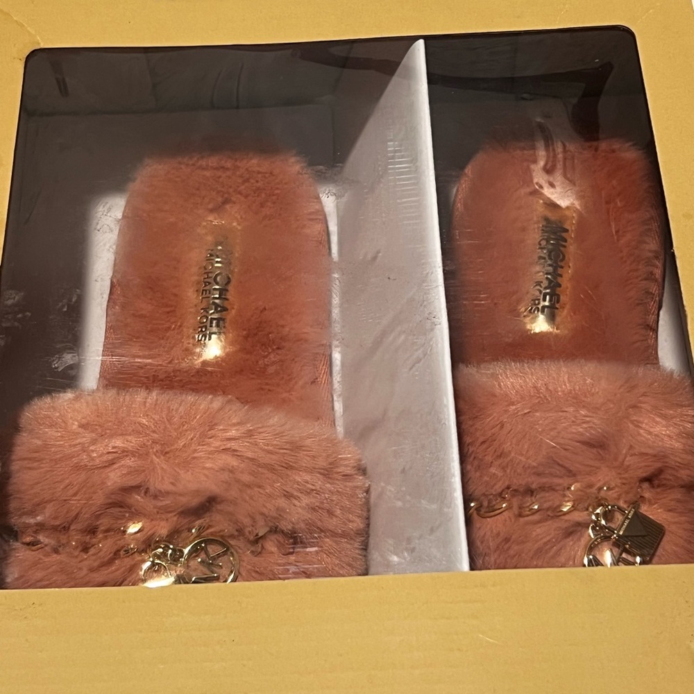 Michael Kors Blush Furry Slippers with Gold Chain